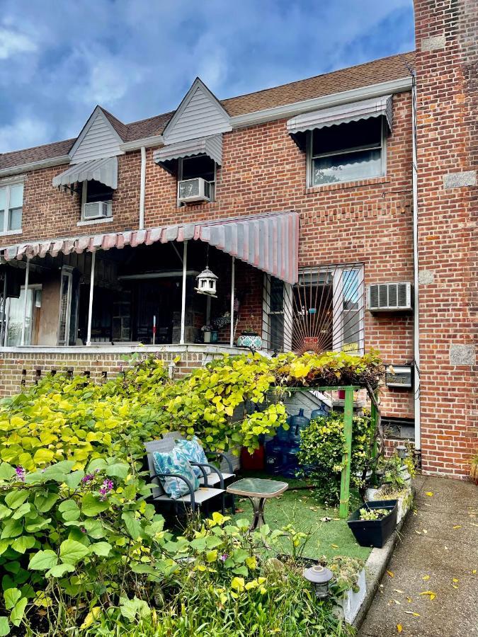 Lga Airport 3 Mins, 3 Bedroom Duplex House, Parking And Private Backyard, 9Mins Subway! New York Eksteriør bilde