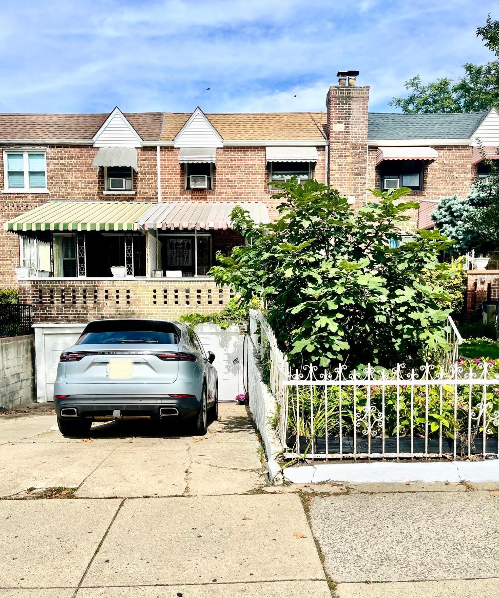 Lga Airport 3 Mins, 3 Bedroom Duplex House, Parking And Private Backyard, 9Mins Subway! New York Eksteriør bilde